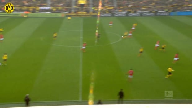 Sancho's double vs Mainz